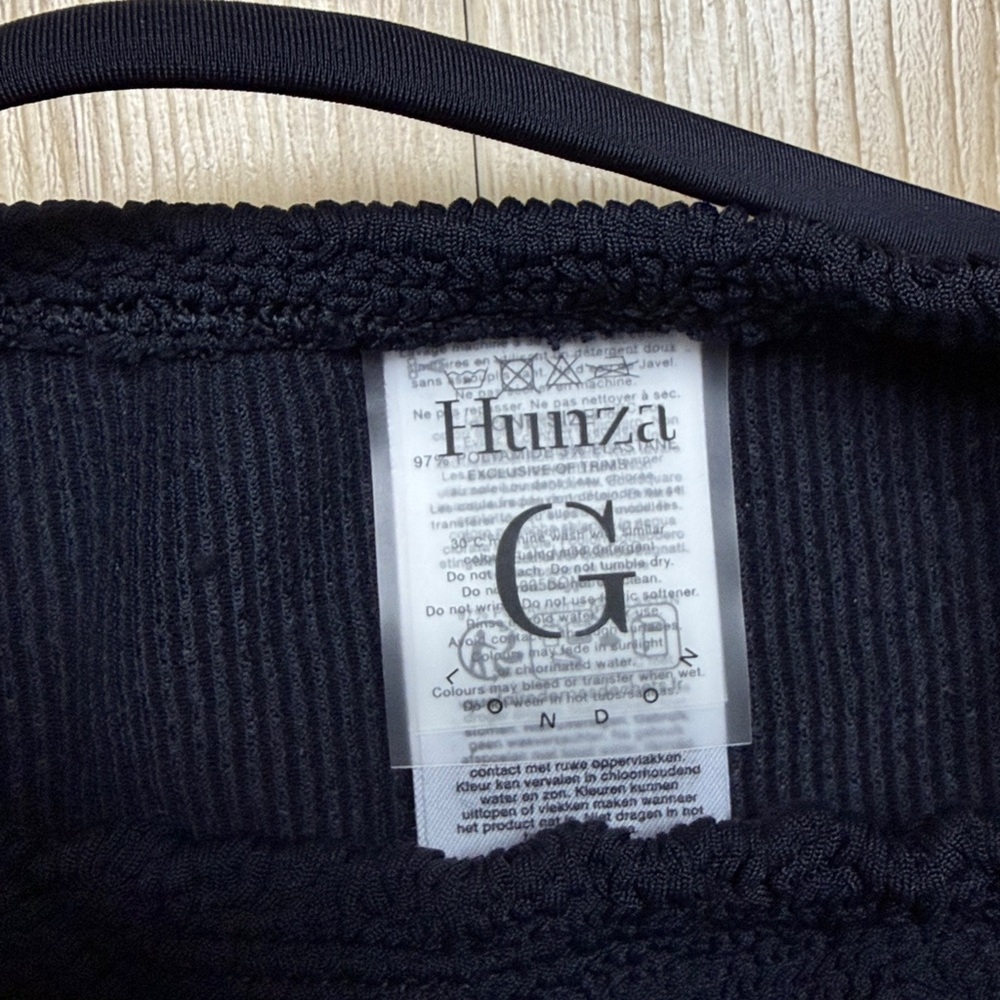 HUNZA G textured swimsuit - Picture 8 of 8
